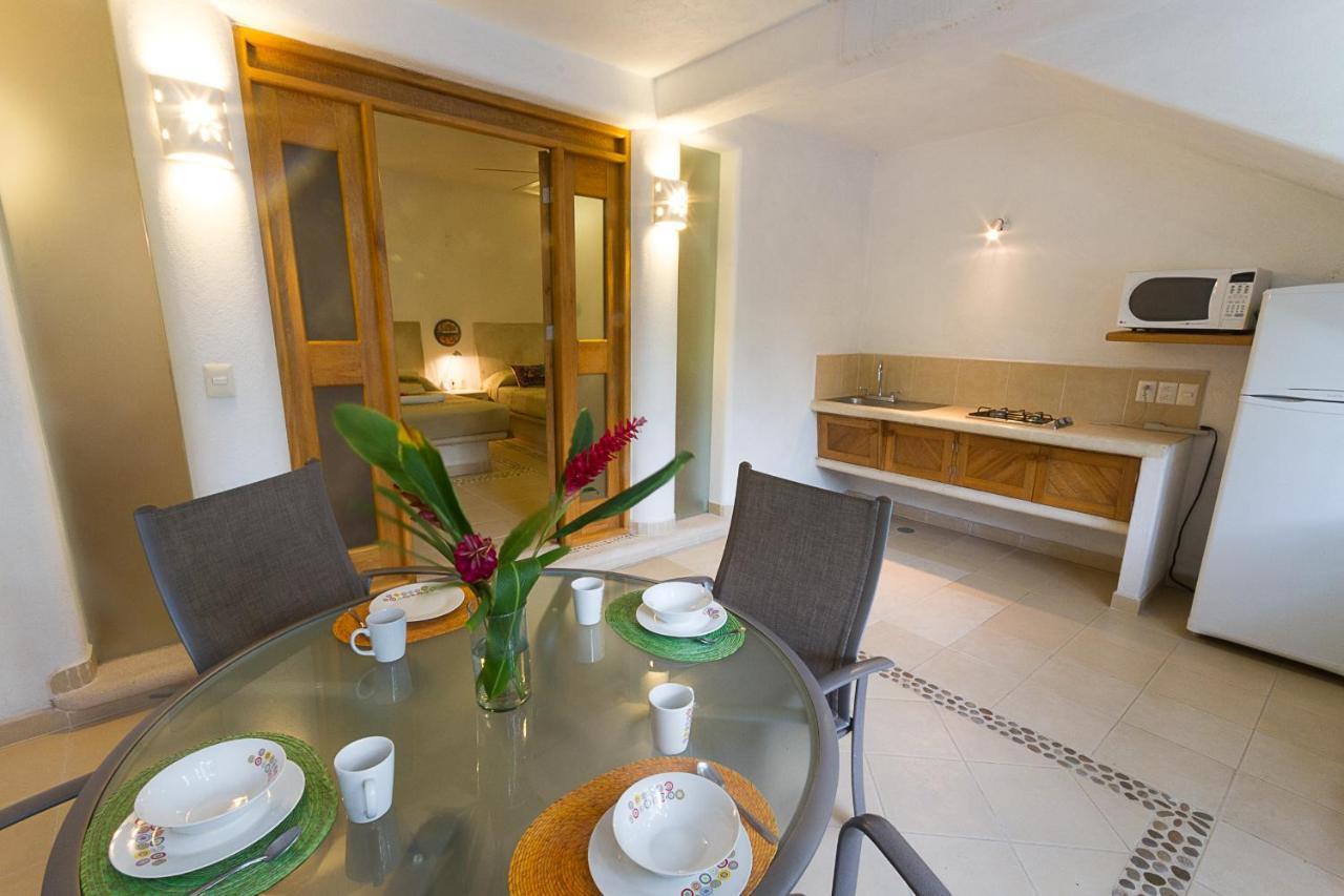 Villas Naomi Zihuatanejo Dış mekan fotoğraf