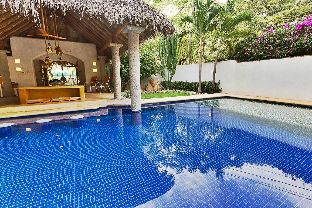 Villas Naomi Zihuatanejo Dış mekan fotoğraf