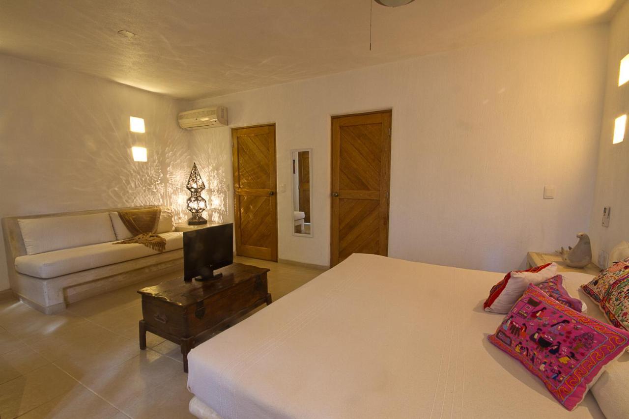 Villas Naomi Zihuatanejo Dış mekan fotoğraf